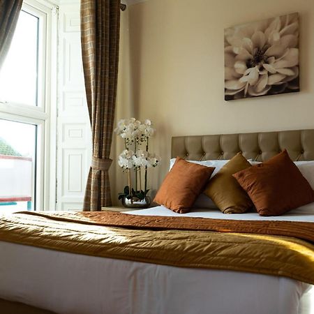 Brogans Bar & Hotel Trim Ngoại thất bức ảnh