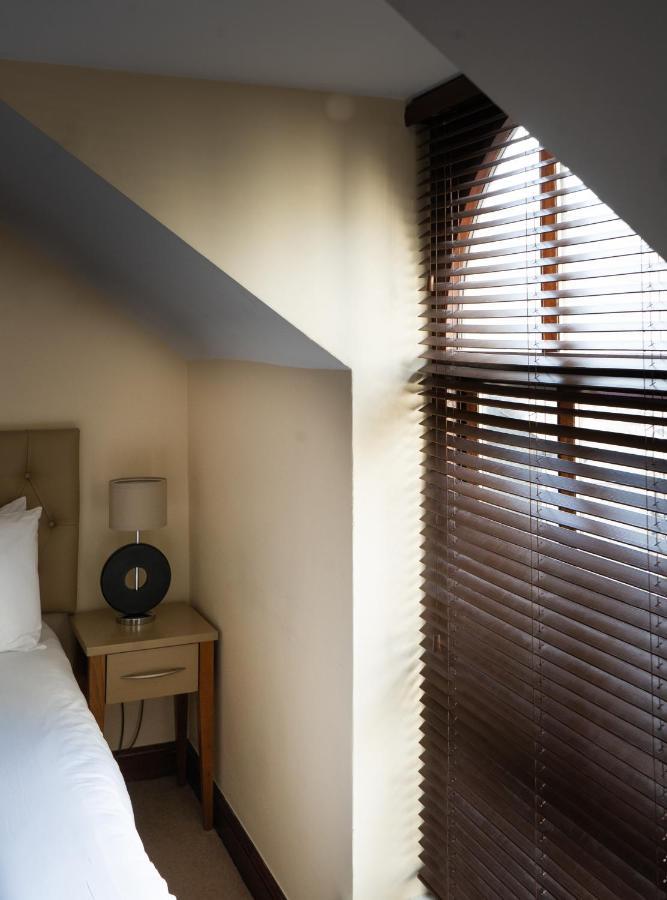 Brogans Bar & Hotel Trim Ngoại thất bức ảnh