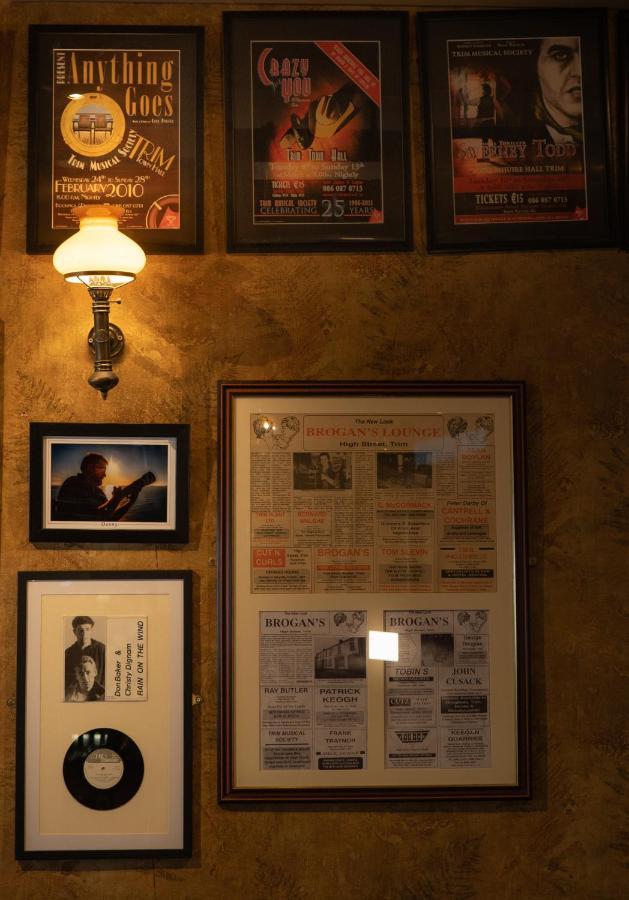 Brogans Bar & Hotel Trim Ngoại thất bức ảnh
