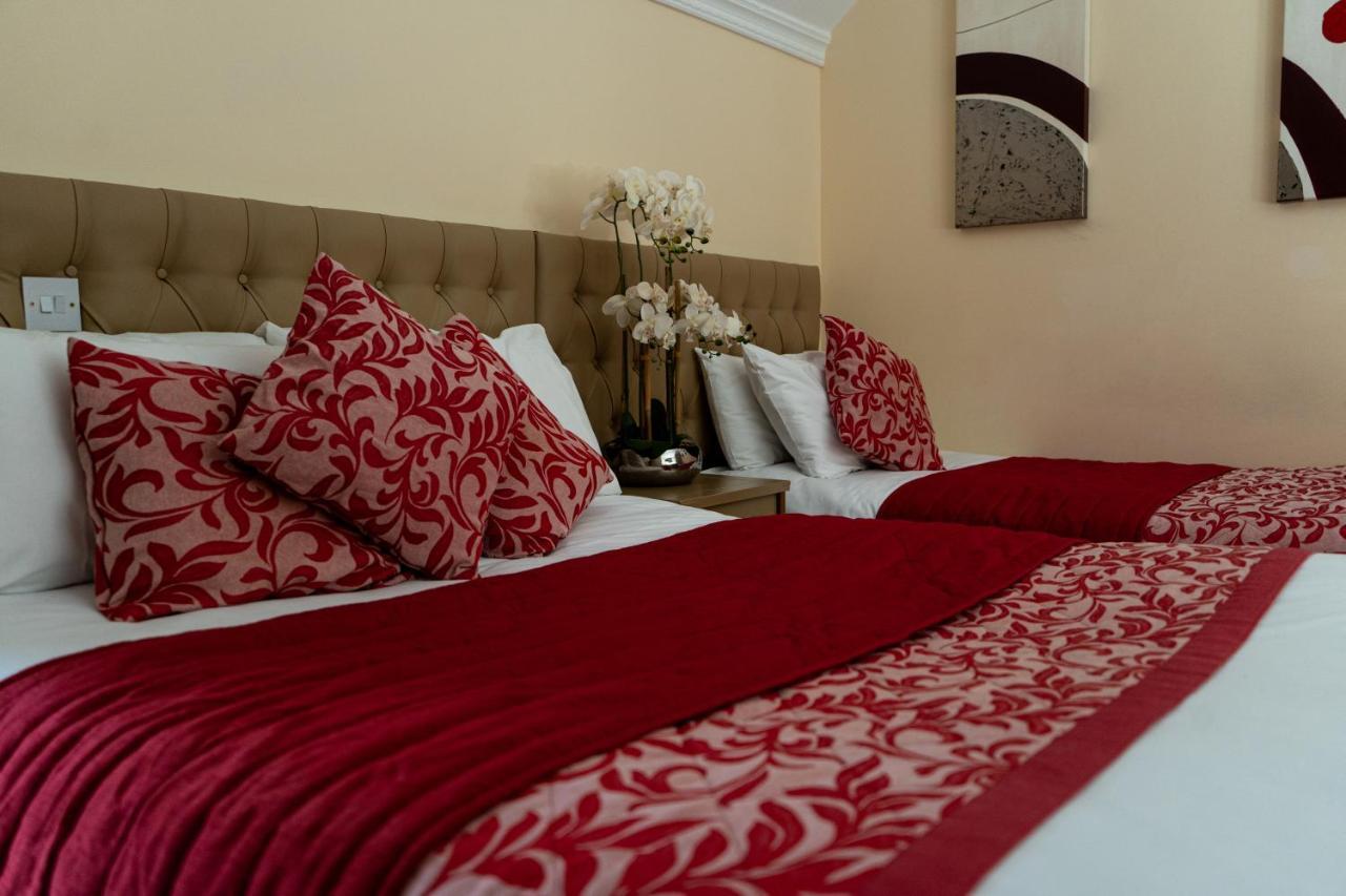 Brogans Bar & Hotel Trim Ngoại thất bức ảnh